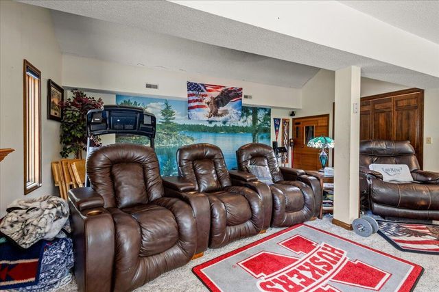 329 PROSPECT Street, Council Bluffs, IA 51503