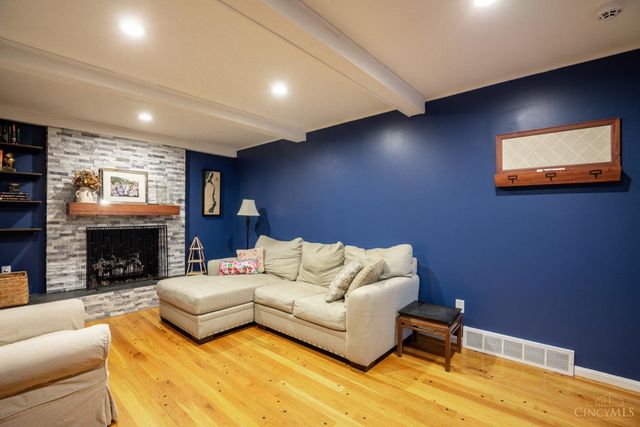 6320 Stirrup Road, Cincinnati, OH 45244