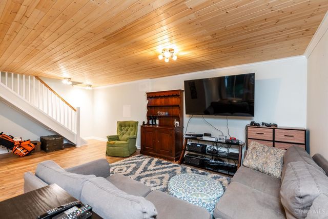 6320 Stirrup Road, Cincinnati, OH 45244