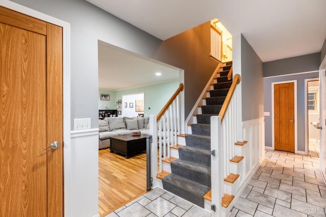 6320 Stirrup Road, Cincinnati, OH 45244