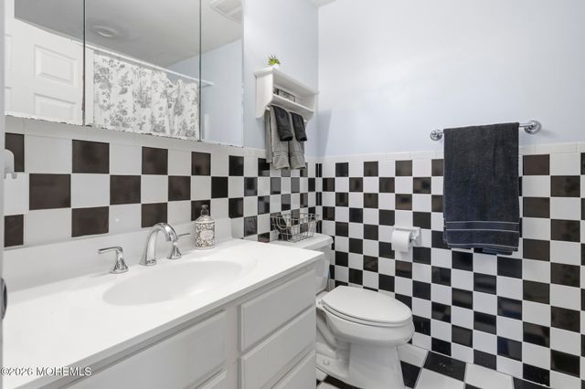110 Pineway Drive, Forked River, NJ 08731