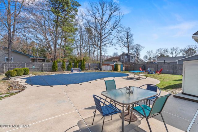 110 Pineway Drive, Forked River, NJ 08731