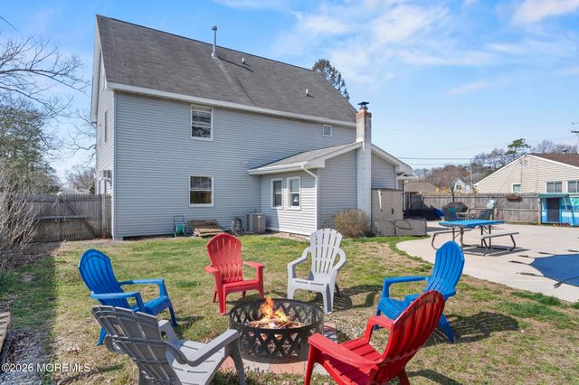 110 Pineway Drive, Forked River, NJ 08731