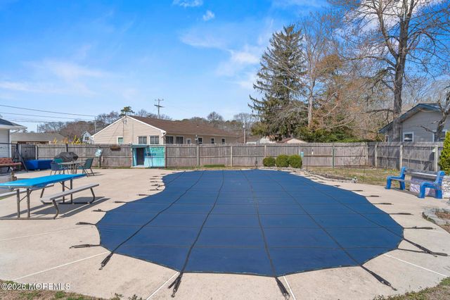 110 Pineway Drive, Forked River, NJ 08731