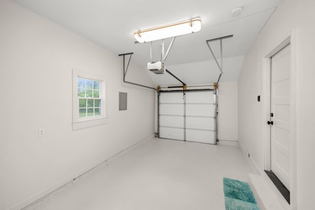 2722 Ennis Rd, Nashville, TN 37210