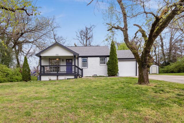 2722 Ennis Rd, Nashville, TN 37210
