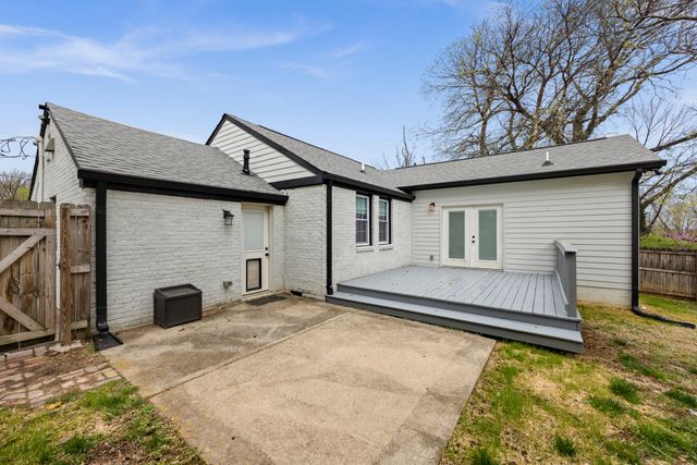 2722 Ennis Rd, Nashville, TN 37210