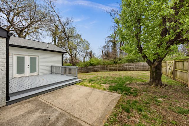 2722 Ennis Rd, Nashville, TN 37210