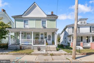 36 RIDGE AVE, Hanover, PA 17331