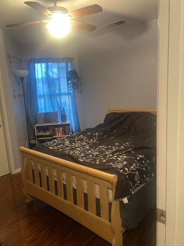 248 Exie Lane, Dinuba, CA 93618