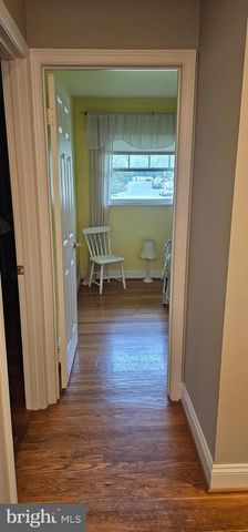7719 HERITAGE DR, Annandale, VA 22003