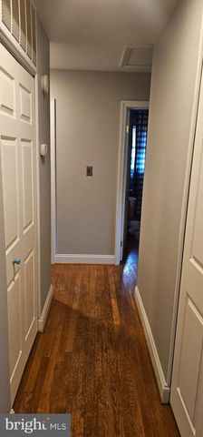7719 HERITAGE DR, Annandale, VA 22003