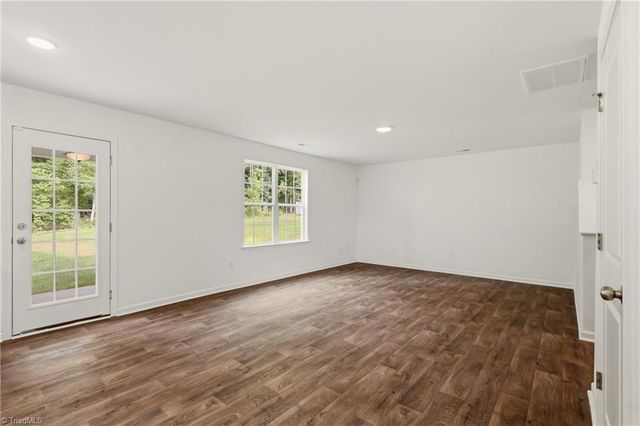 310 Middleton Drive, Lexington, NC 27295