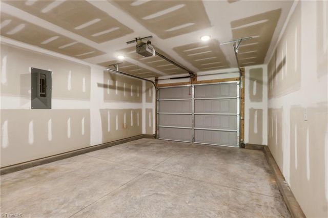 310 Middleton Drive, Lexington, NC 27295