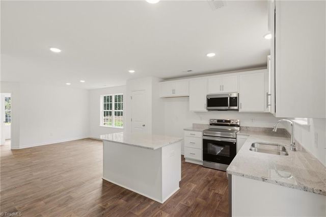 310 Middleton Drive, Lexington, NC 27295