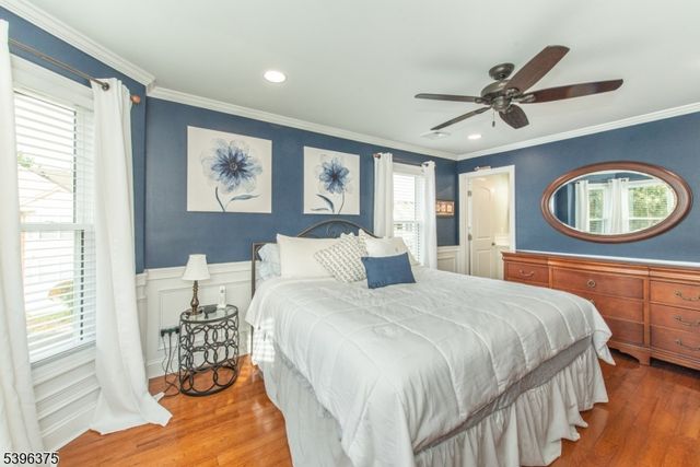 16 Claire Ct, East Hanover Twp., NJ 07936