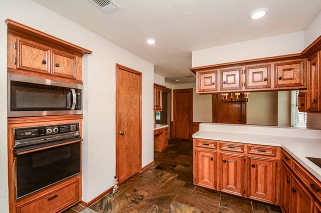 5511 Nodaway Lane, Spring, TX 77379