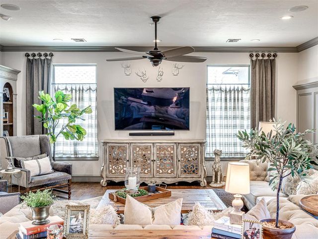 1907 Rosebrook Court, Norman, OK 73072