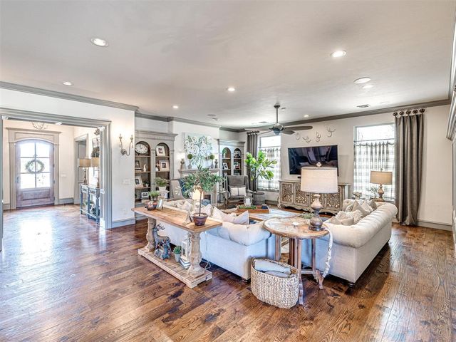 1907 Rosebrook Court, Norman, OK 73072