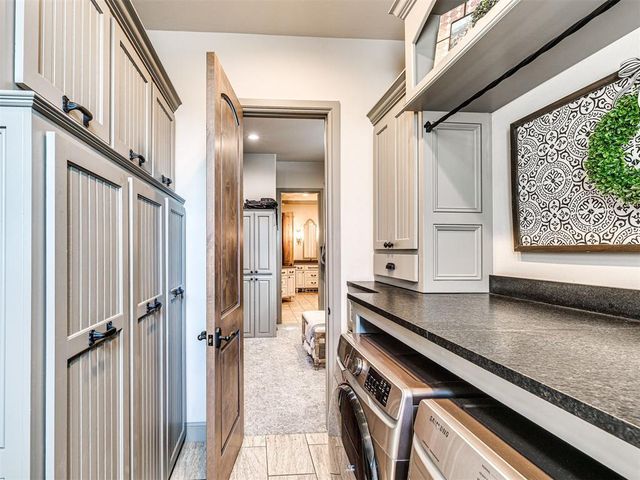 1907 Rosebrook Court, Norman, OK 73072