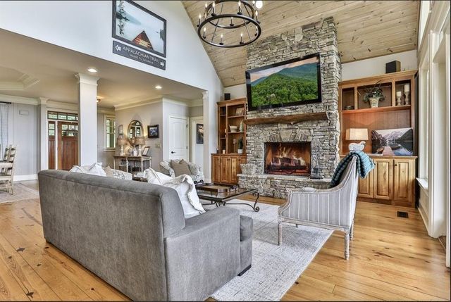 43 Toland Way, Big Canoe, GA 30143