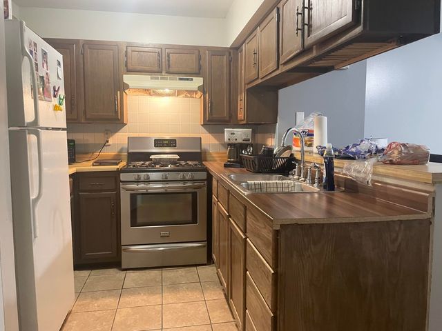 6014 Polk Court, Merrillville, IN 46410