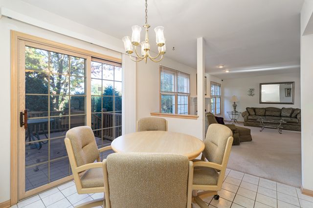 1078 Amber Drive, Lemont, IL 60439