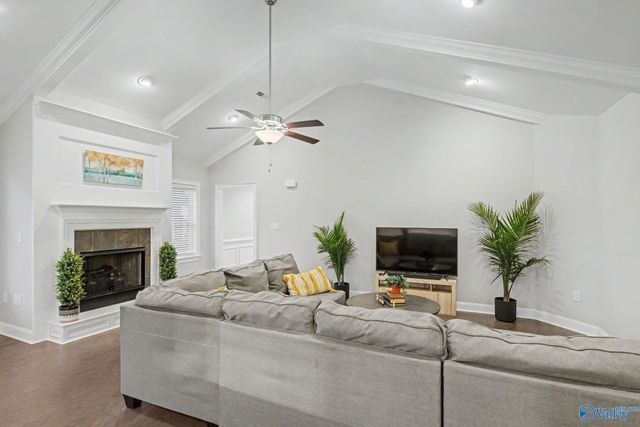 15543 Ironcrest Drive NW, Harvest, AL 35749