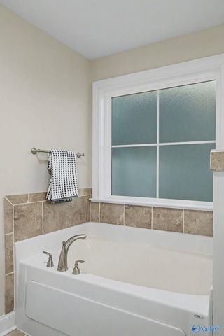 15543 Ironcrest Drive NW, Harvest, AL 35749