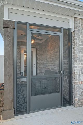 15543 Ironcrest Drive NW, Harvest, AL 35749