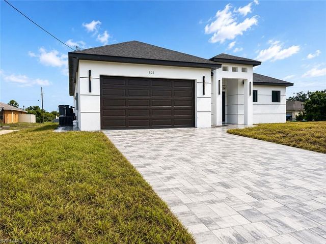 921 Martha AVE S, Lehigh Acres, FL 33974