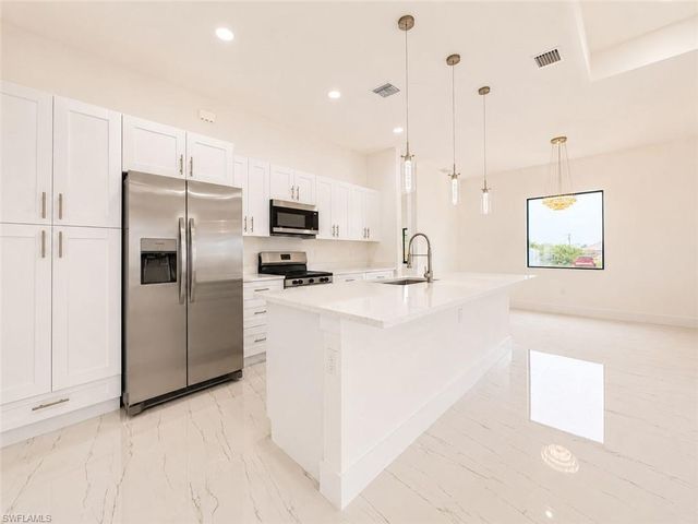 921 Martha AVE S, Lehigh Acres, FL 33974
