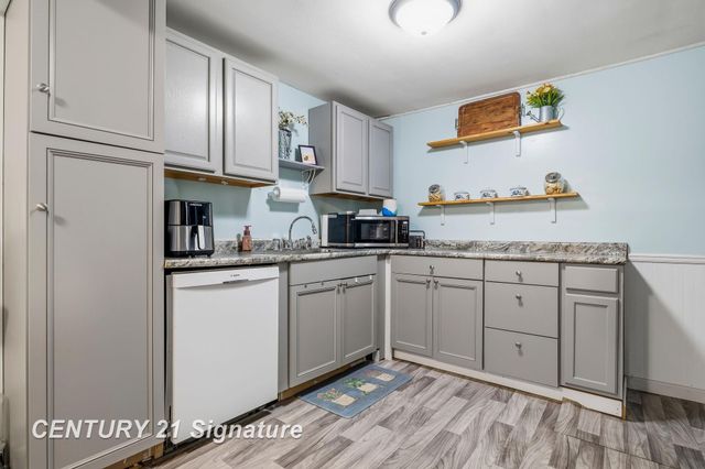 223 Harrison Drive, Thomas Twp, MI 48609