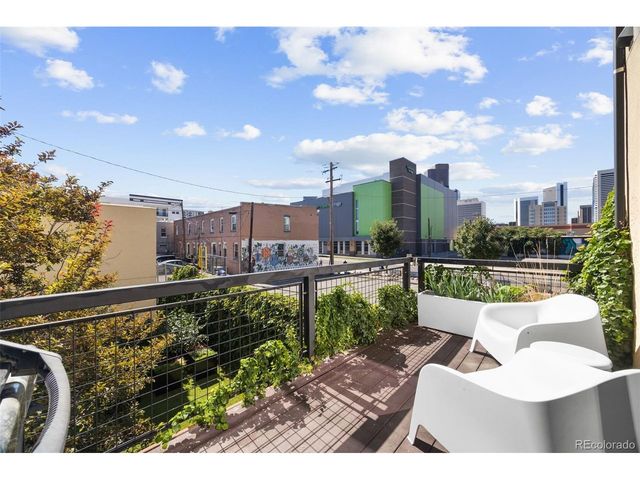 2312 Curtis St, Denver, CO 80205