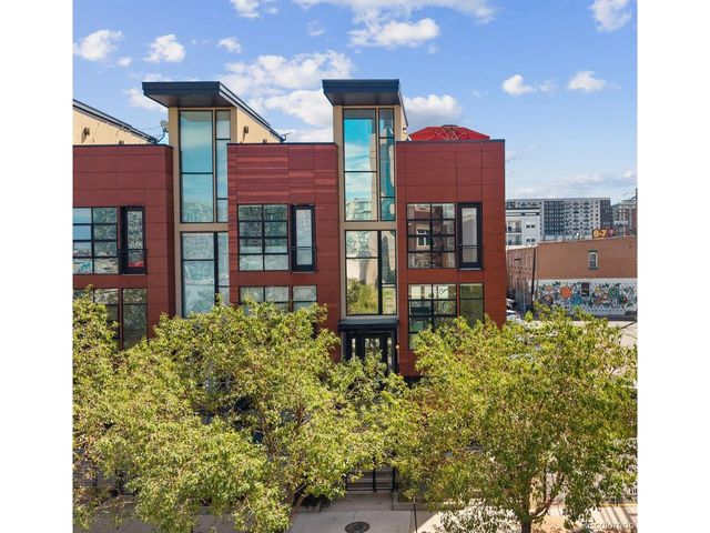 2312 Curtis St, Denver, CO 80205