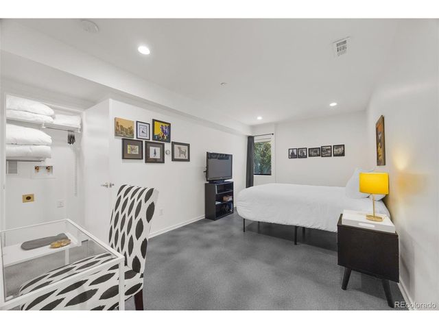 2312 Curtis St, Denver, CO 80205