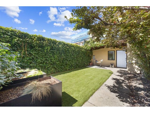 2312 Curtis St, Denver, CO 80205