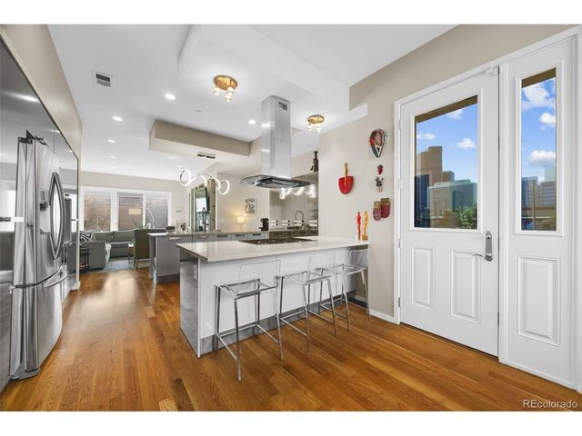 2312 Curtis St, Denver, CO 80205