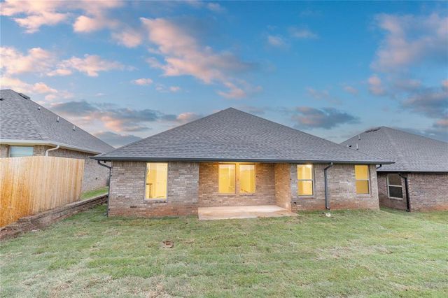 2220 NW 170th Street, Edmond, OK 73012