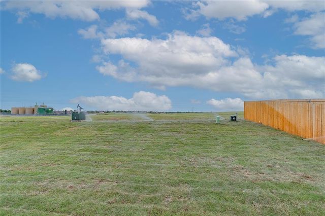 2220 NW 170th Street, Edmond, OK 73012