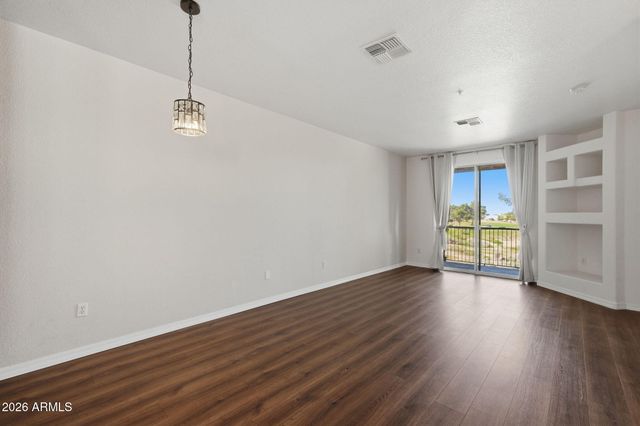 6535 E SUPERSTITION SPRINGS Boulevard 221, Mesa, AZ 85206