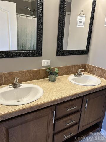 3343 Hollis Road, Ellenboro, NC 28040