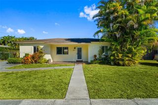 6851 SW 48th Ter, Miami, FL 33155