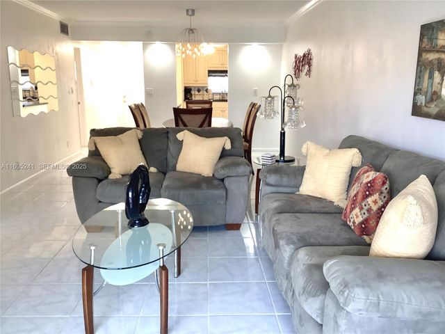 681 S Hollybrook Dr 307, Pembroke Pines, FL 33025