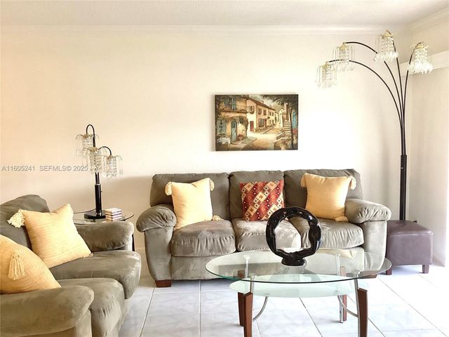 681 S Hollybrook Dr 307, Pembroke Pines, FL 33025