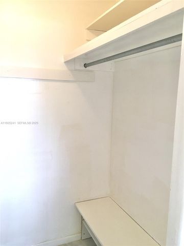 681 S Hollybrook Dr 307, Pembroke Pines, FL 33025