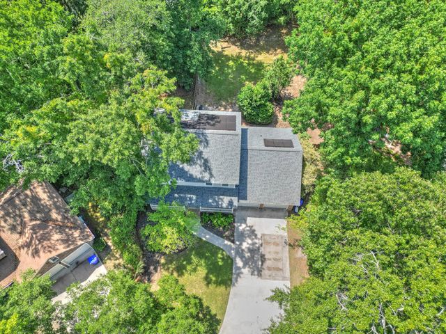 38 S Hampton Drive, Charleston, SC 29407