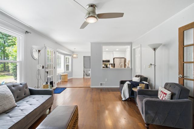 38 S Hampton Drive, Charleston, SC 29407