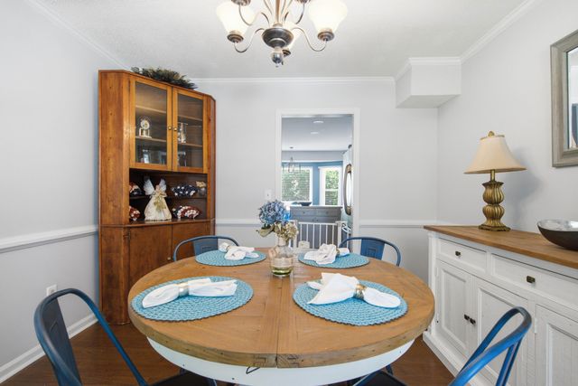 38 S Hampton Drive, Charleston, SC 29407