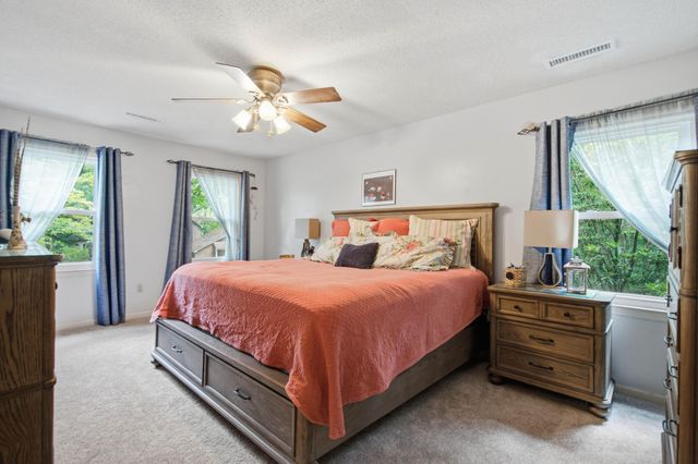 38 S Hampton Drive, Charleston, SC 29407